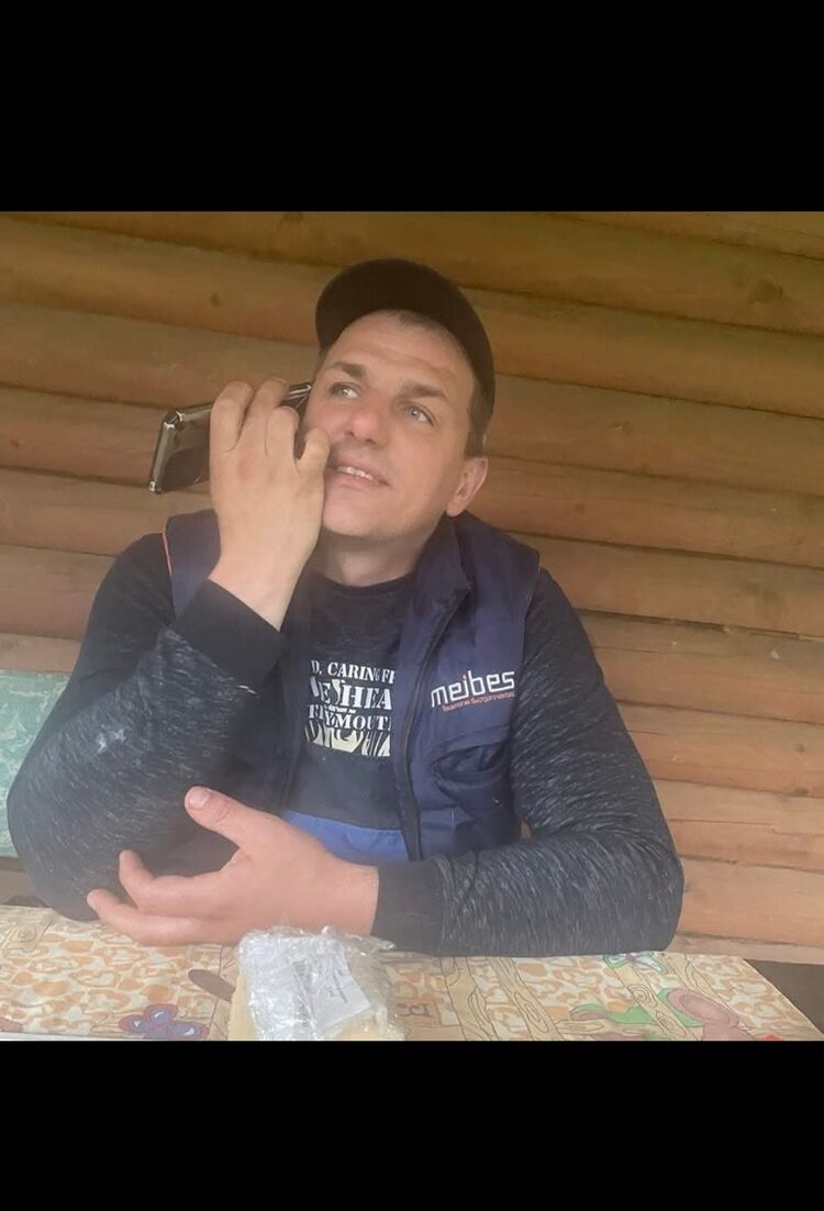  ,   Sergej, 40 ,   ,   