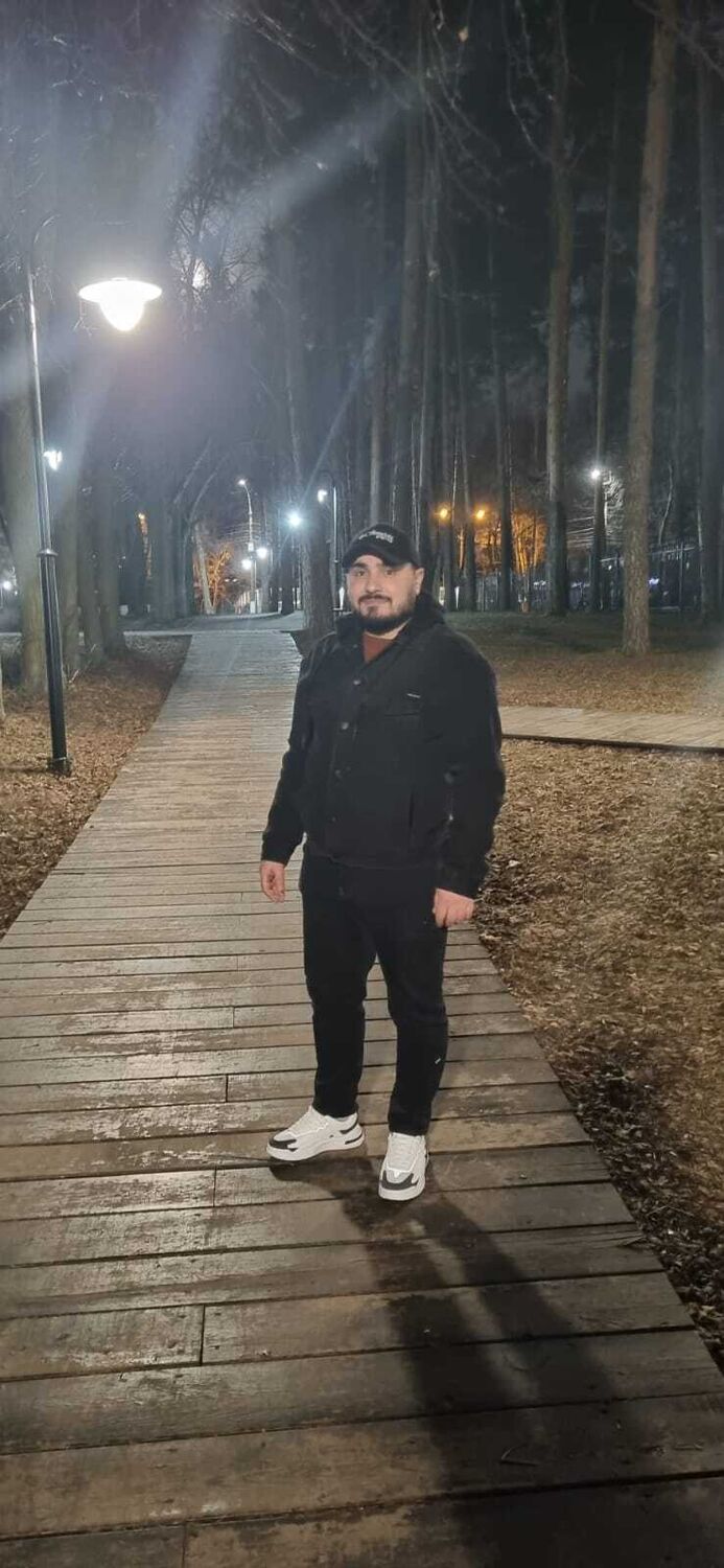  43978958  , 34 ,    