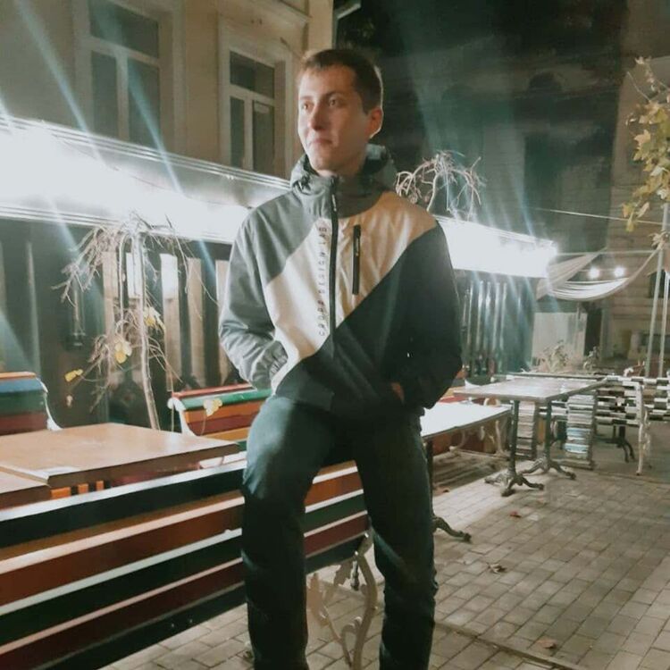  ,   Vitalik, 25 ,     , c 