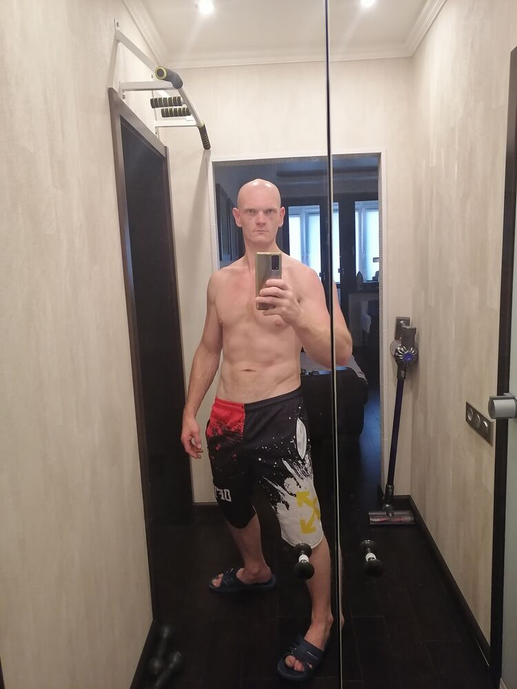  ,   Miha, 38 ,   ,   