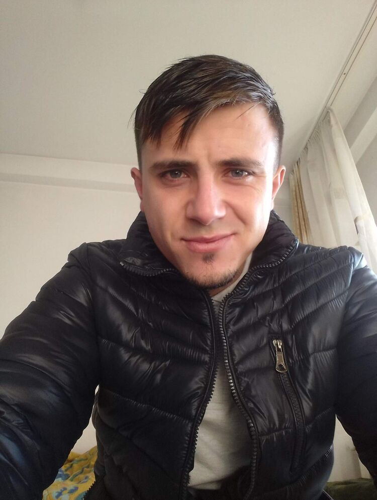  ,   Alex, 31 ,   ,   