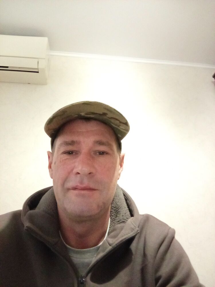  48693348  , 44 ,    