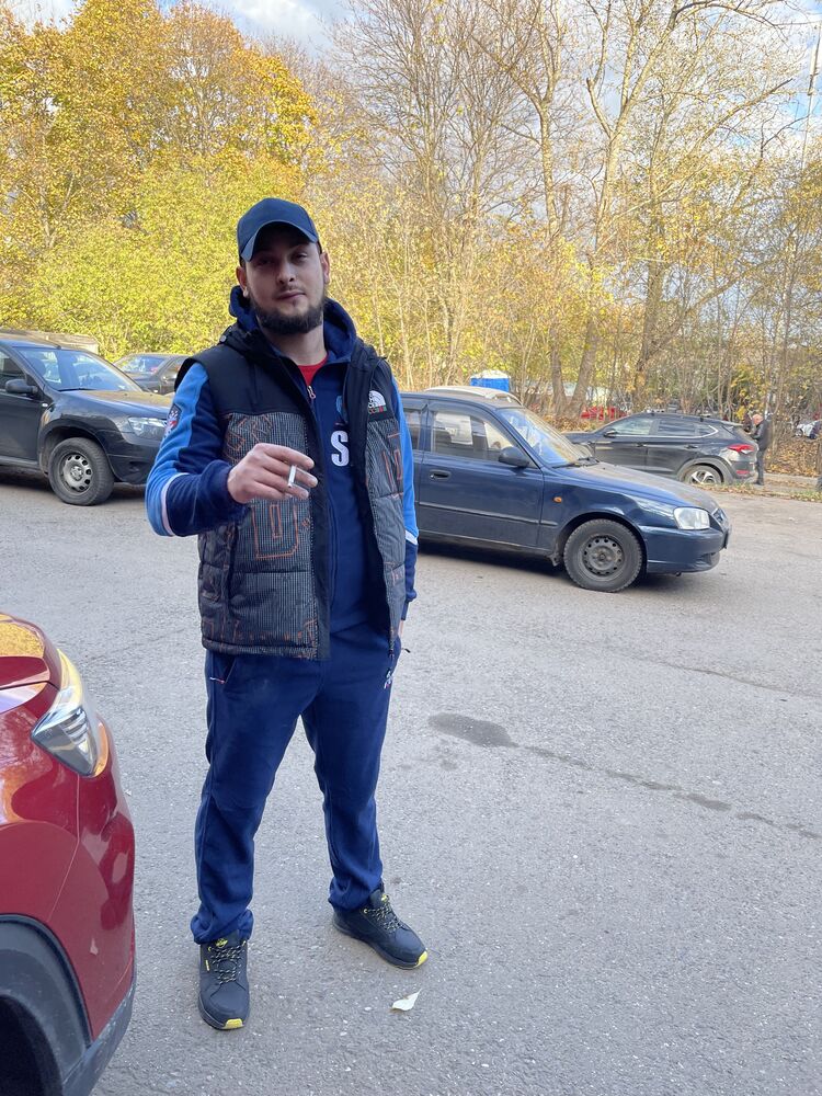  ,   Nurbek, 32 ,   ,   