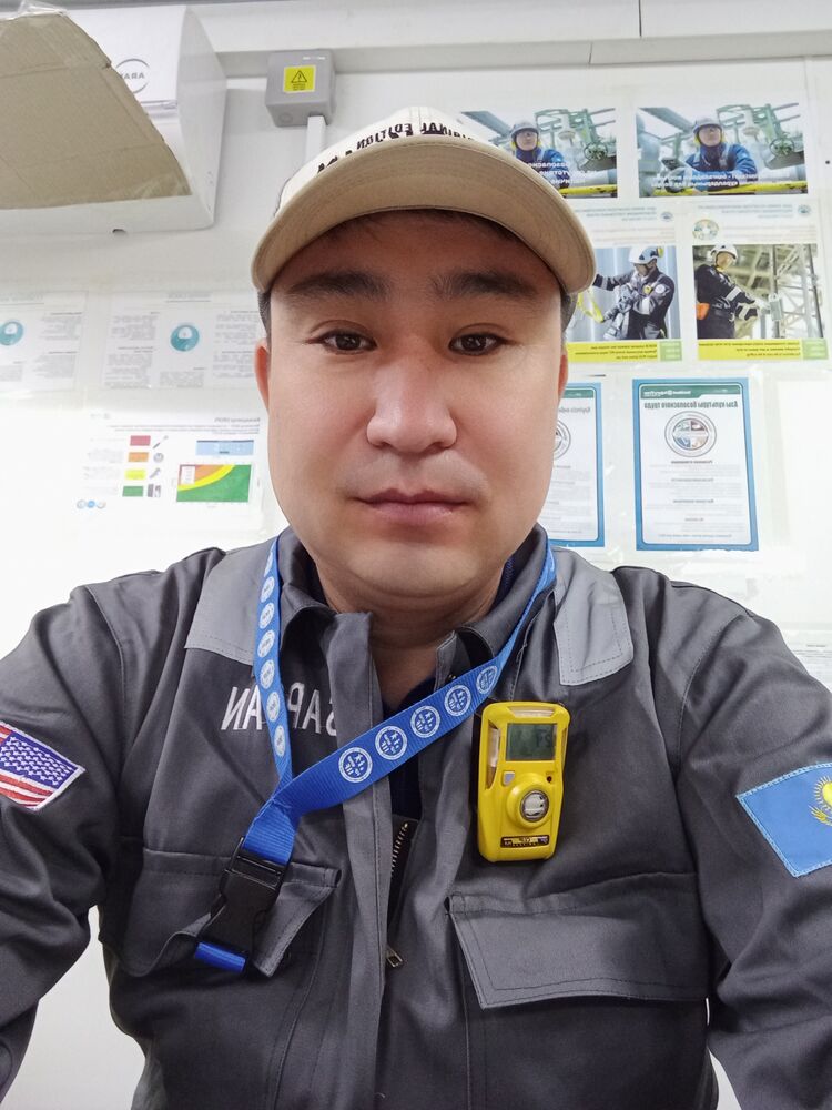  43532498  , 37 ,    