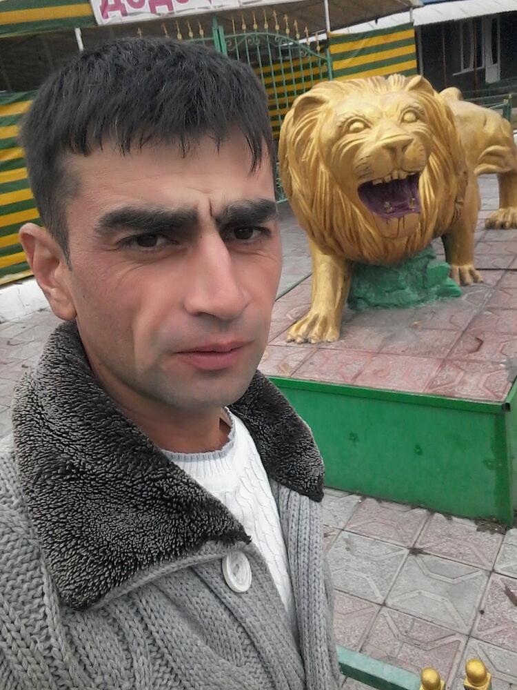  17992738  Farrukh, 37 ,    