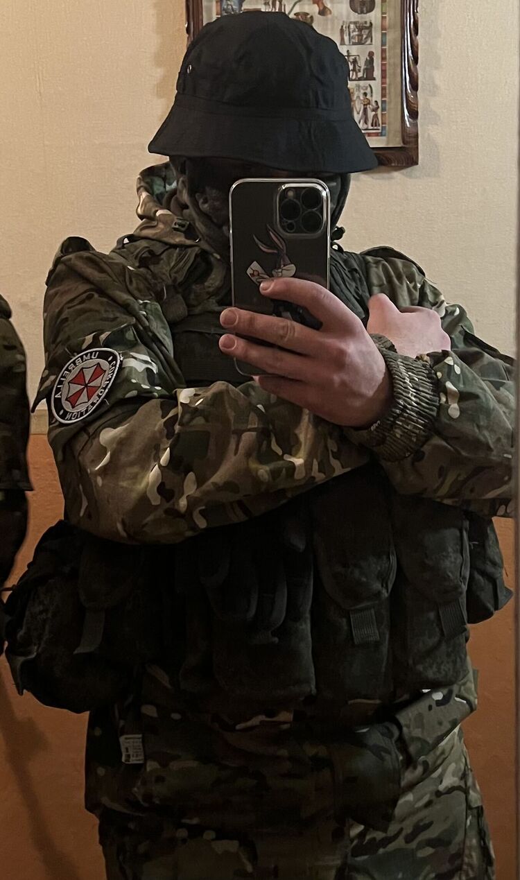  32333558  , 24 ,    