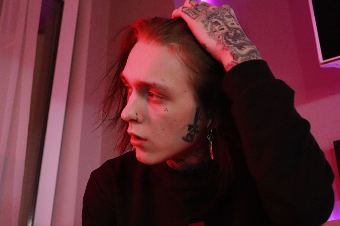  ,   , 28 ,   ,   