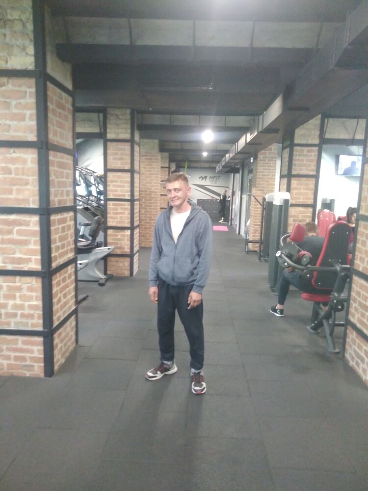  34720688  Nik, 50 ,    