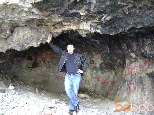  1206608  Zaven, 39 ,    