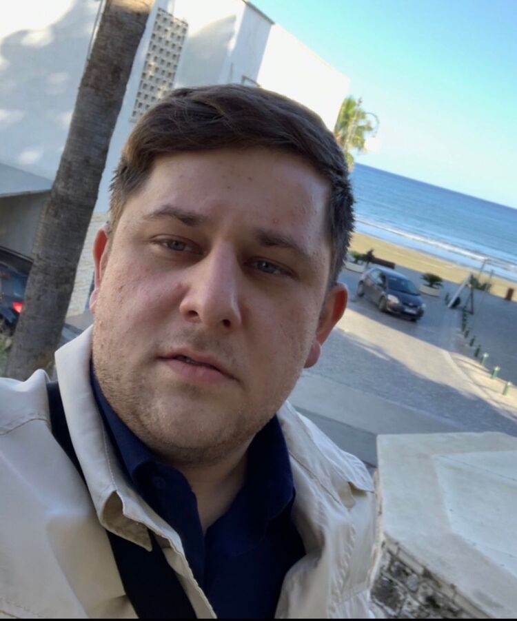  54481788  , 34 ,    -