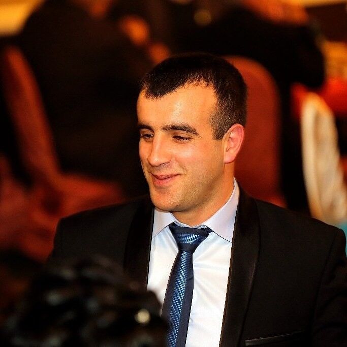  ,   Ahmed, 39 ,   ,   , c 