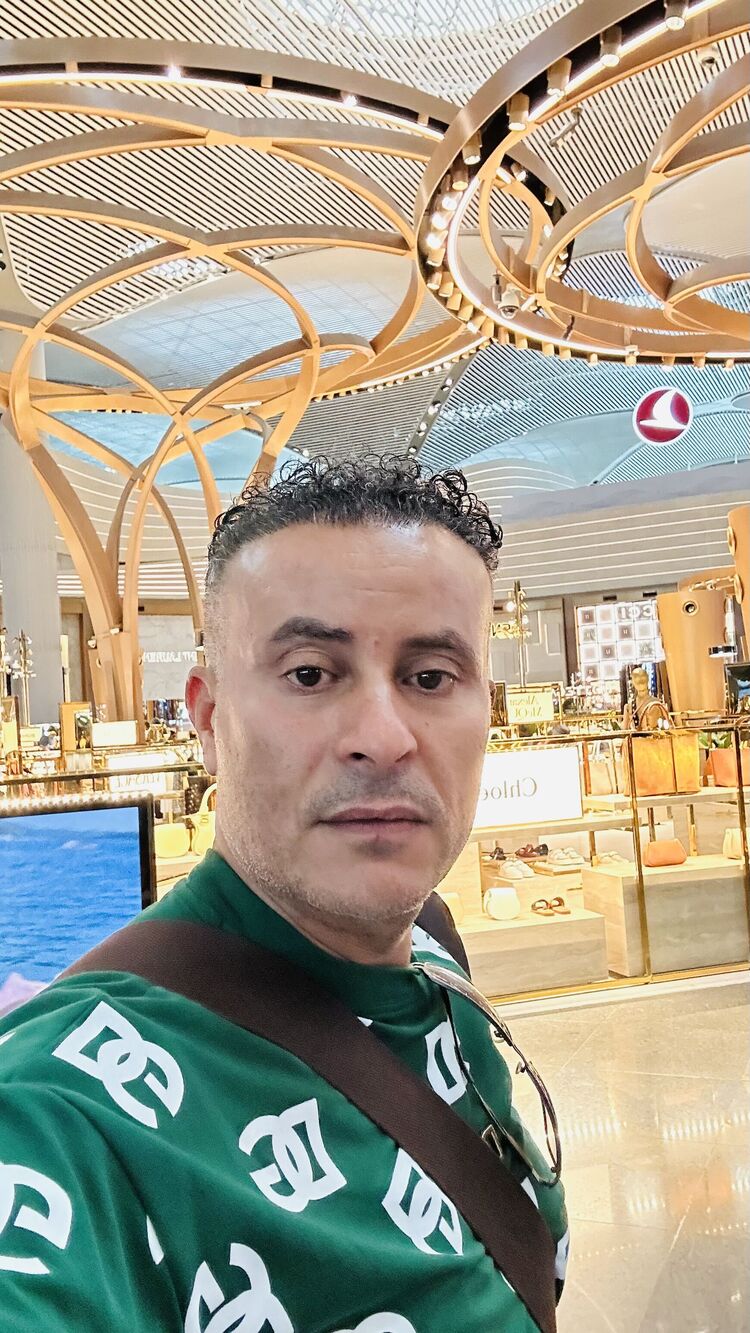  Rheinbreitbach,   Ahmad, 46 ,   ,   