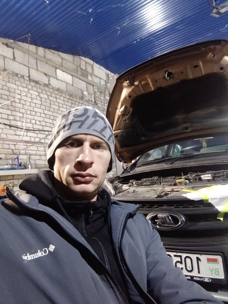  ,   Alexander, 35 ,   c 