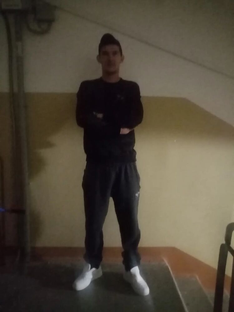  41582658  , 35 ,    