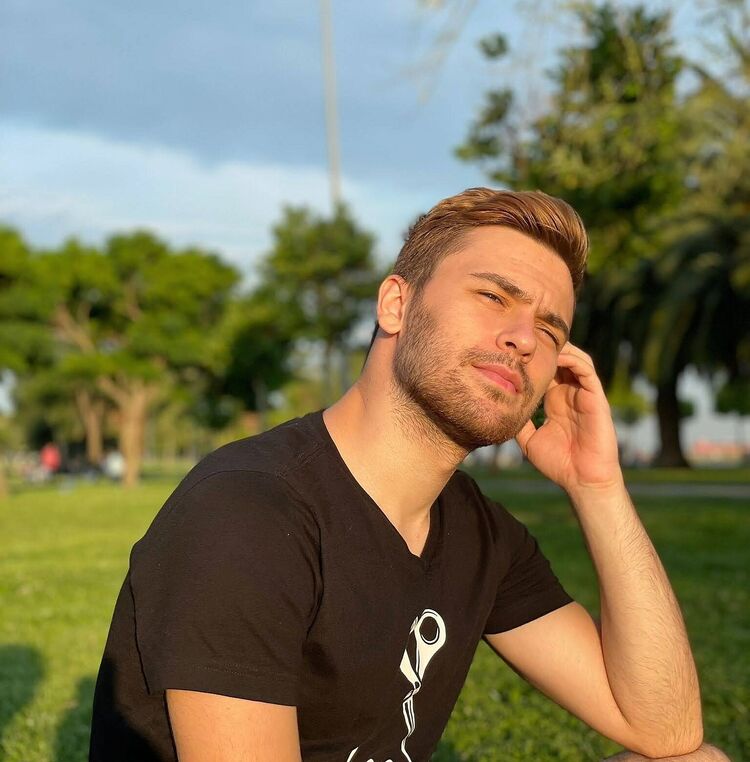  Ortakoy,   Baki Baykal, 28 ,   ,   
