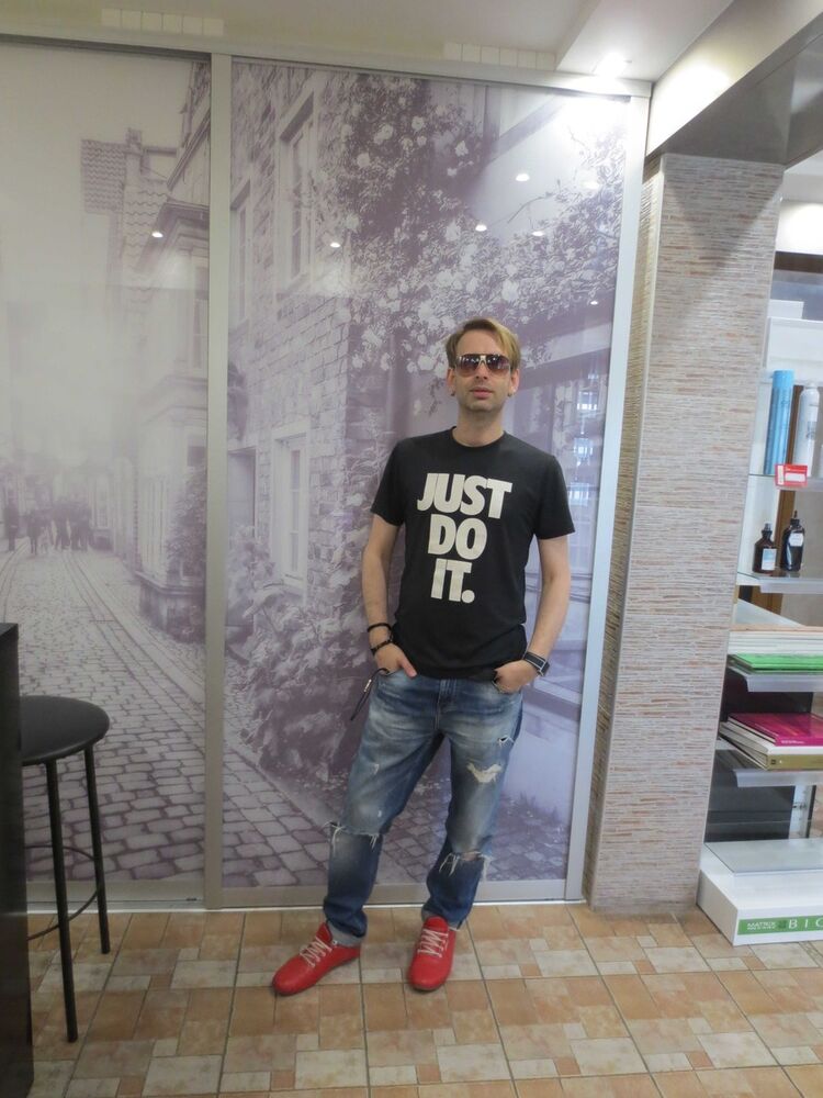  9650588  Ed Kisik, 44 ,    