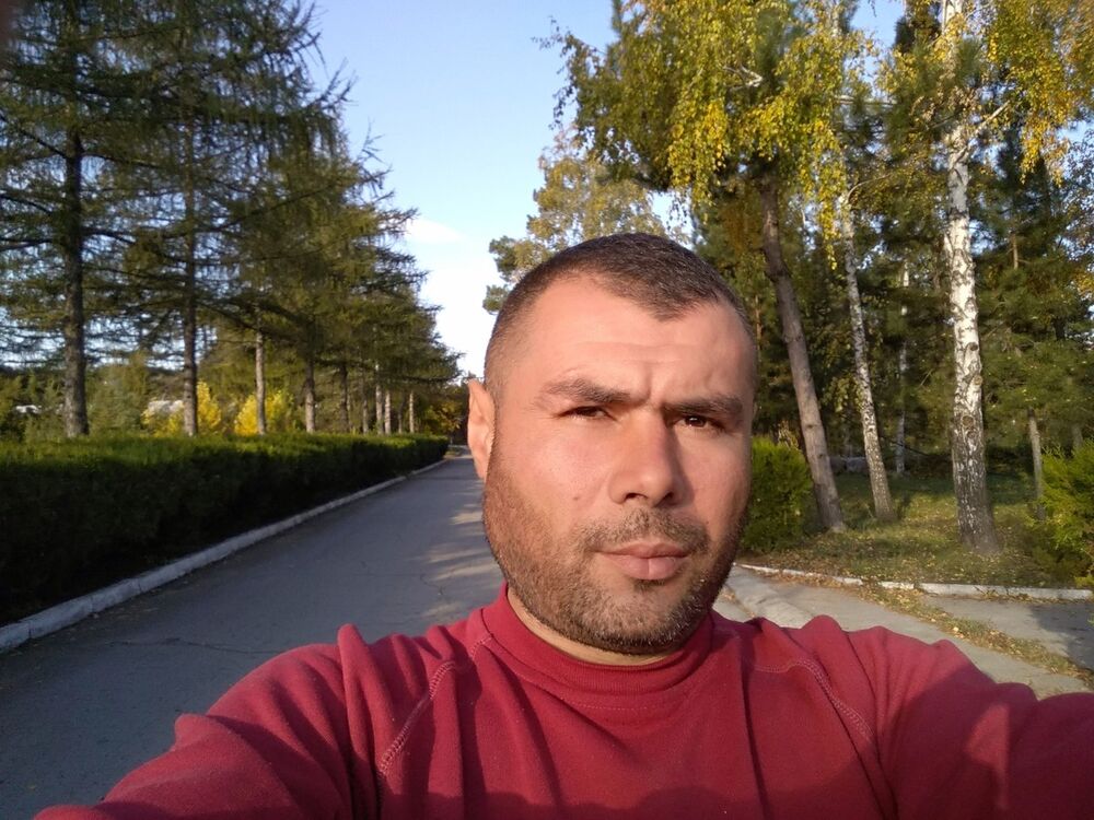  13303648  Andre, 44 ,    Romainville