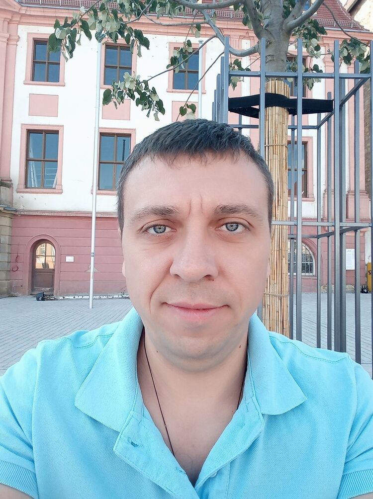  ,   Aleksandr, 39 ,   