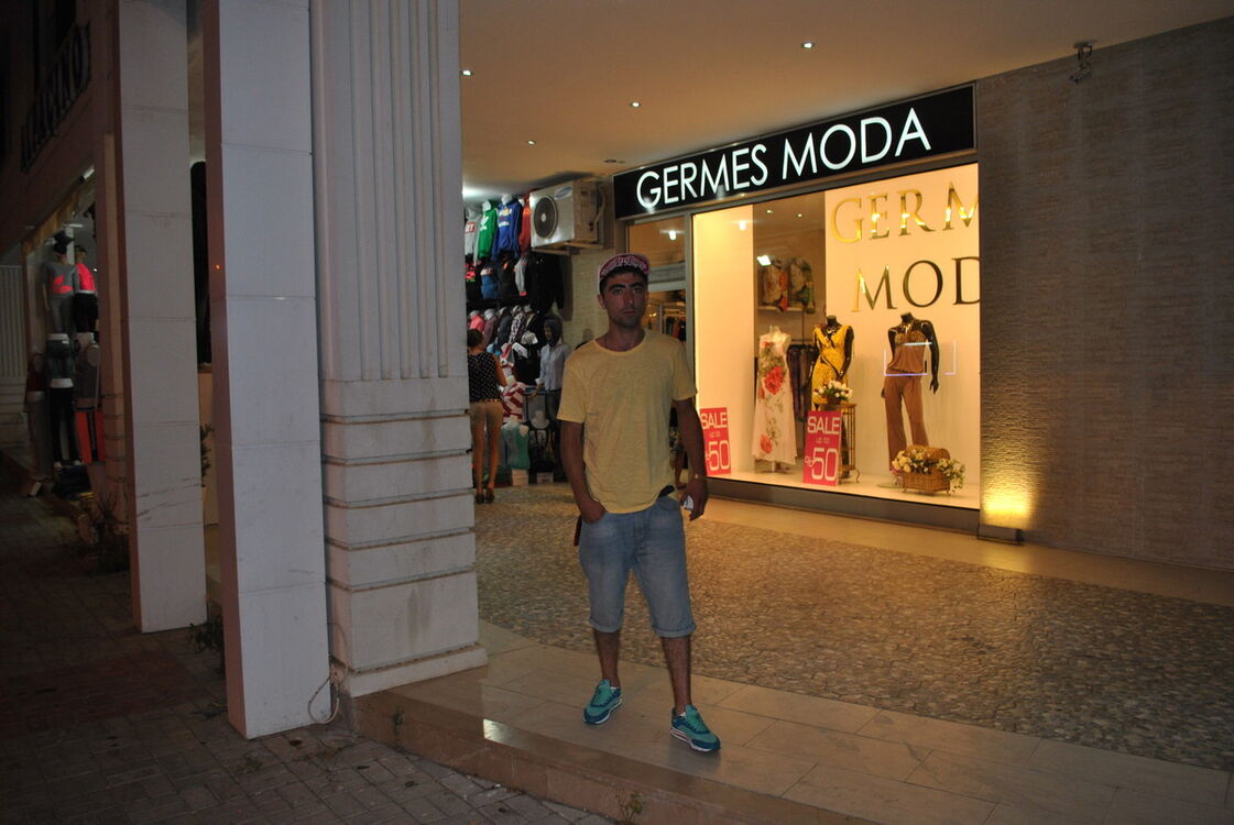  ,   Vakho, 35 ,   ,   , c 