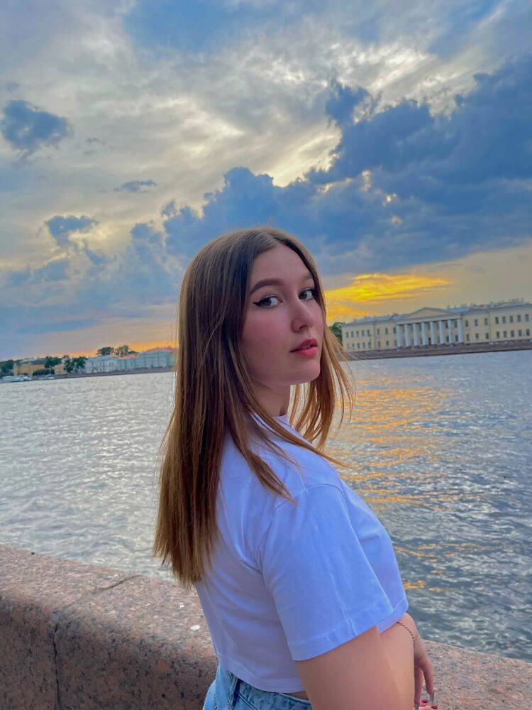 ���� 48083758 ������� �����, 24 ����, ���� ���������� � ������