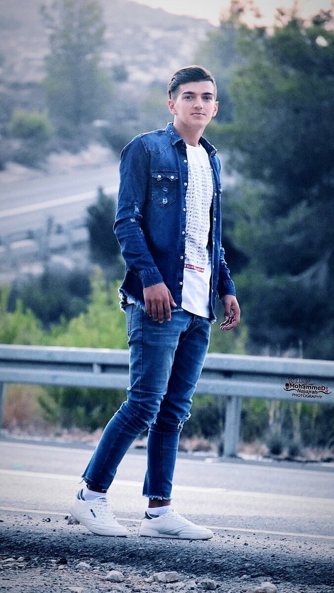  ,   Karim, 25 ,   ,   , c 