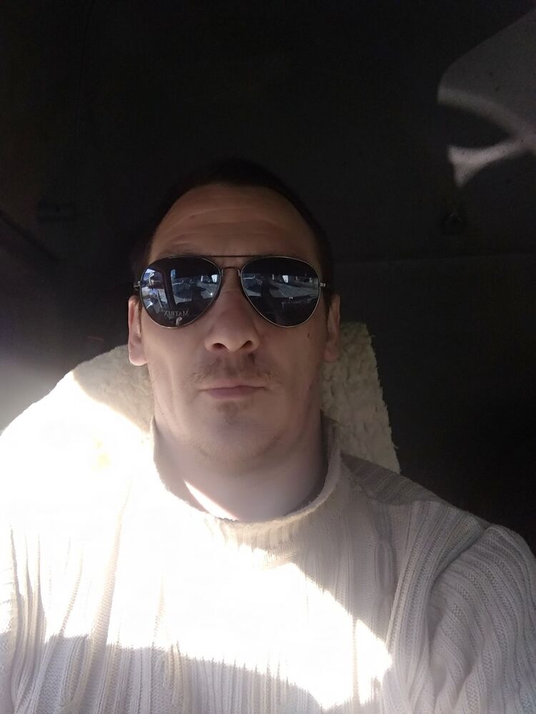  ,   Sanya, 42 ,   ,   , c 