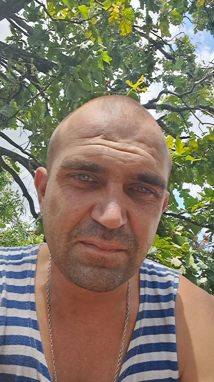  37318238  , 33 ,    