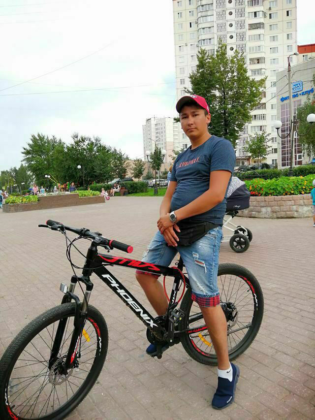  18946828  , 35 ,    
