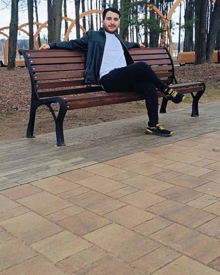  46908588  , 25 ,    