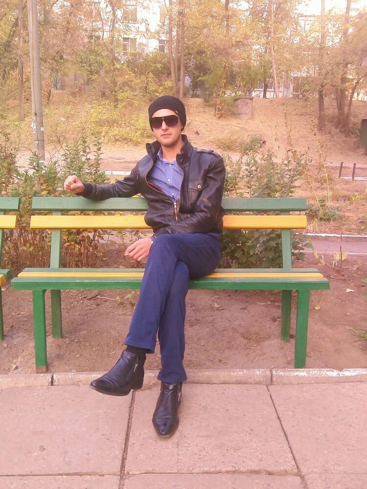  ,   Andre, 42 ,     , c 