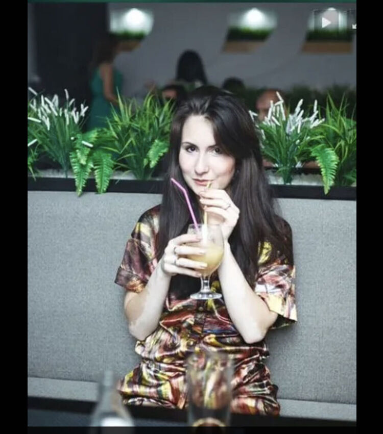  50833278  , 35 ,    --