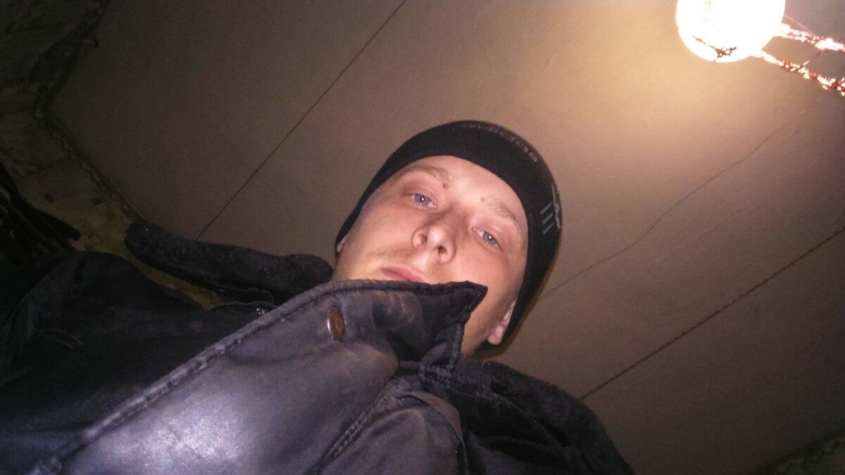  5541408  Nikola, 33 ,    