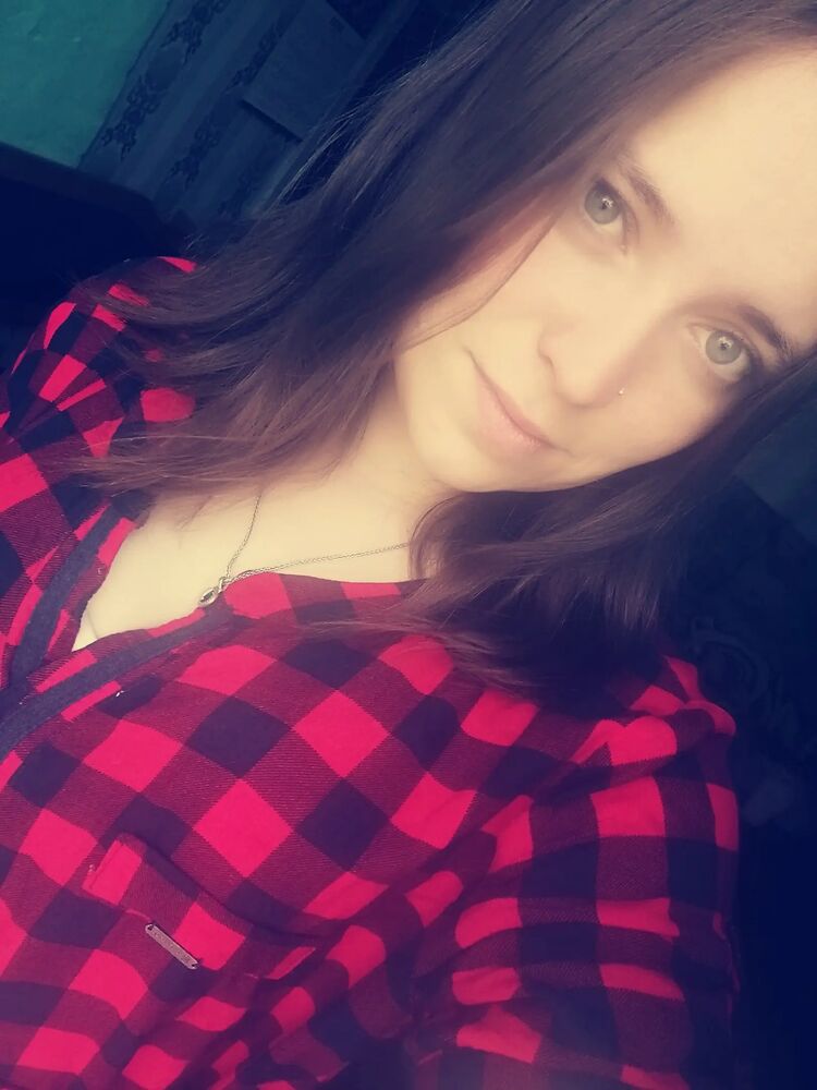  46547628  , 27 ,    