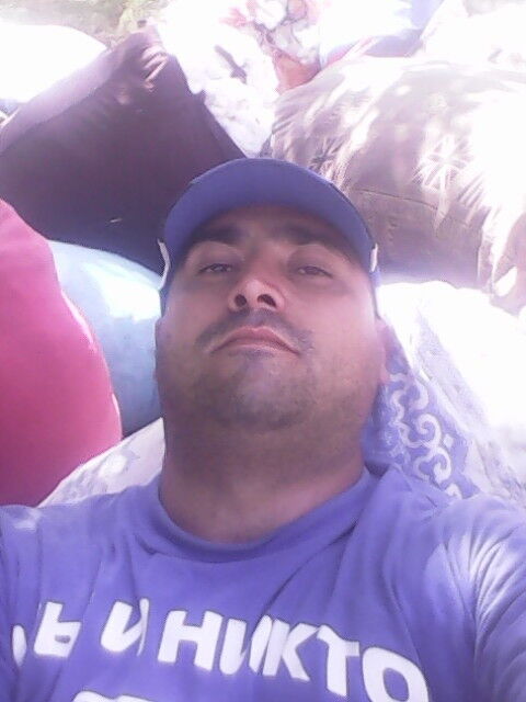  ,   Ruslan, 40 ,   ,   , c 