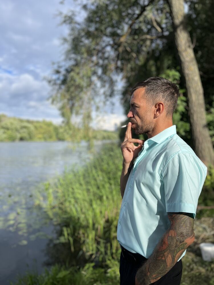  48165618  , 42 ,    
