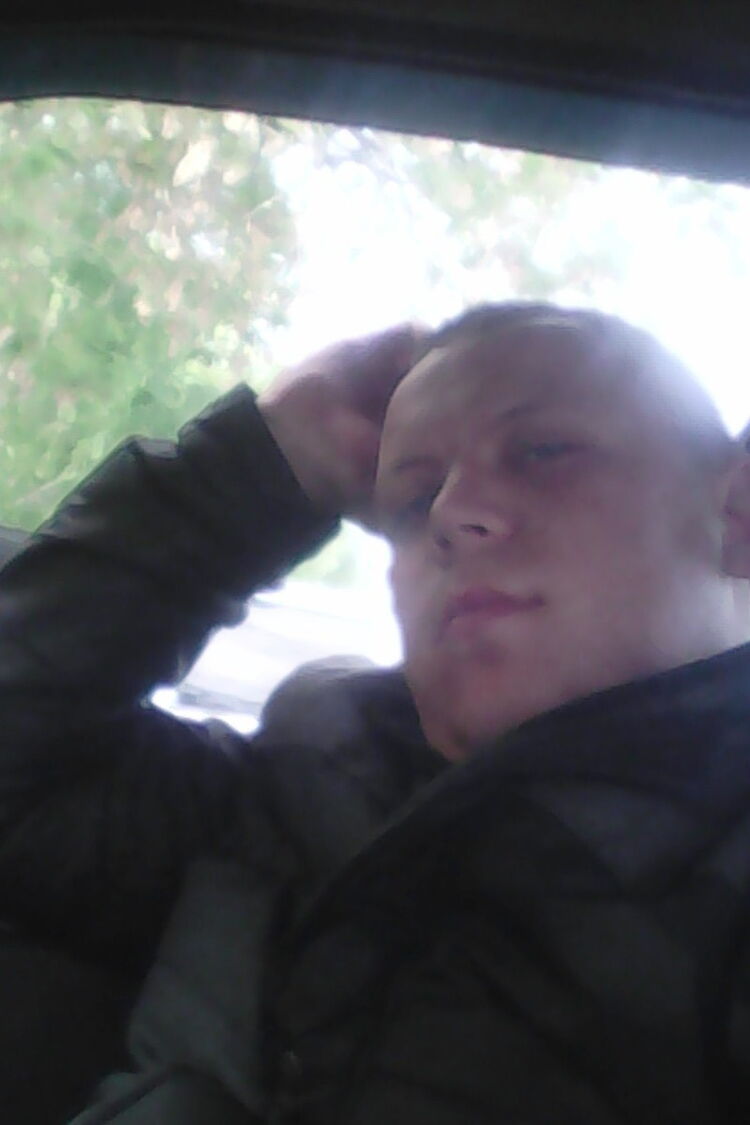  12052968  , 32 ,    
