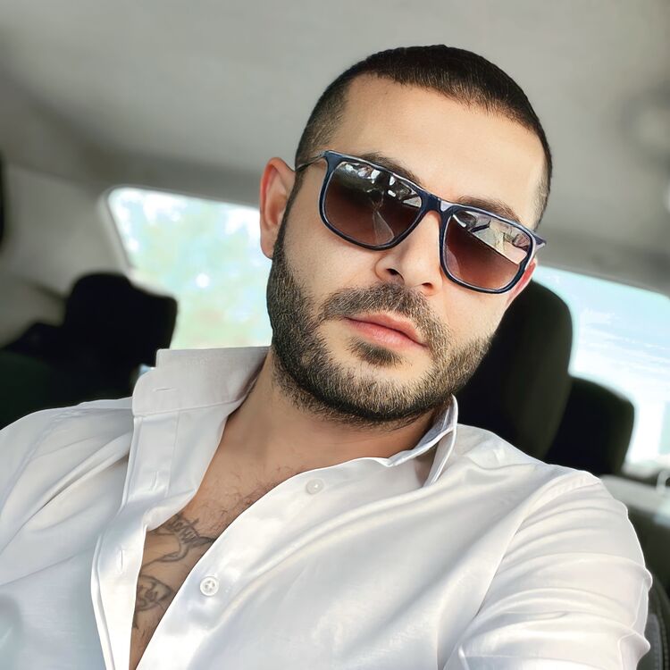  ,   Ali, 28 ,   ,   
