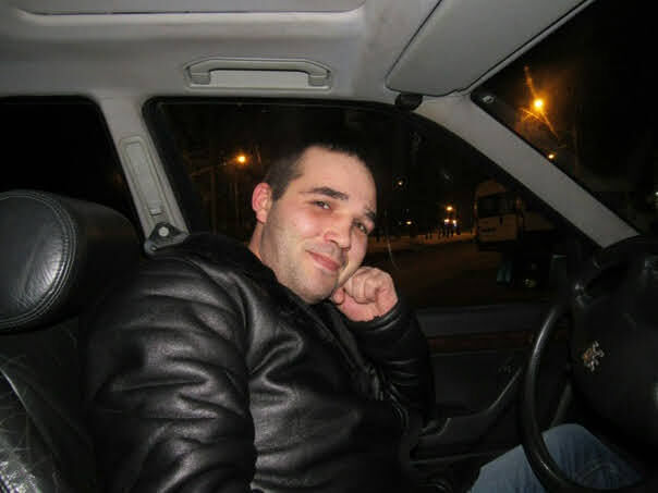  28211738  Timur, 38 ,    