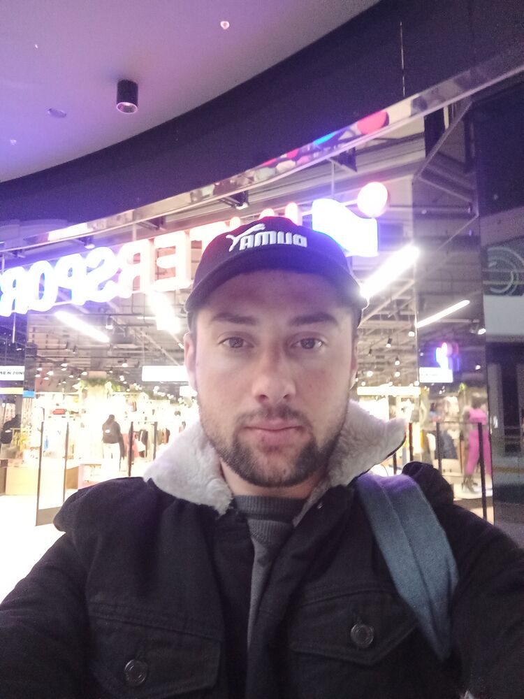  28476198  Jerzy, 32 ,    