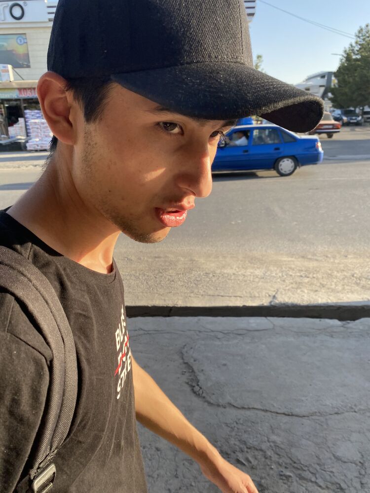  28184688  , 22 ,    