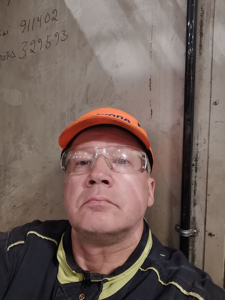  46065628  , 58 ,    