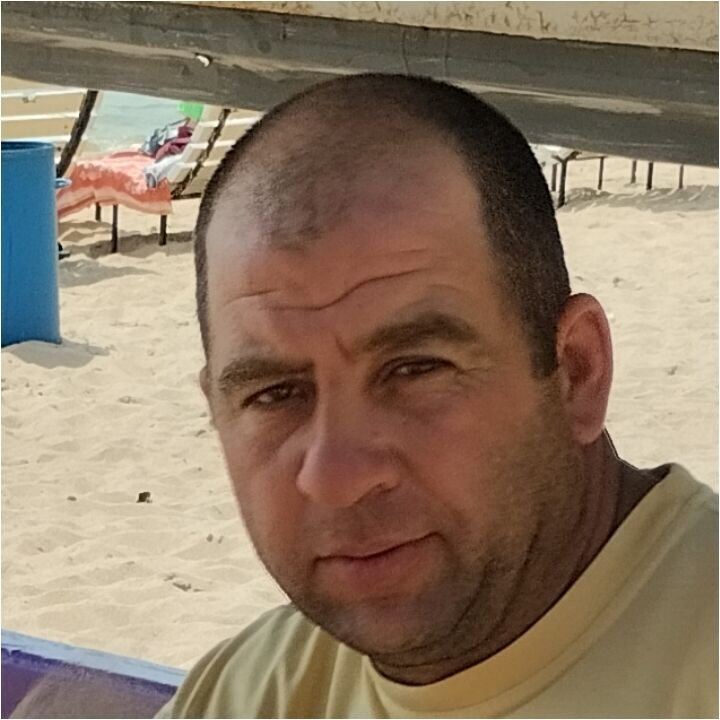  49277388  , 43 ,    Guerville