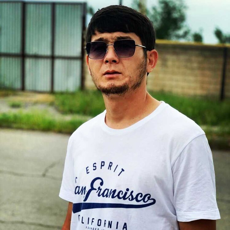 ���� 22930318 ������� Jan, 32 ����, ���� ���������� � ��������