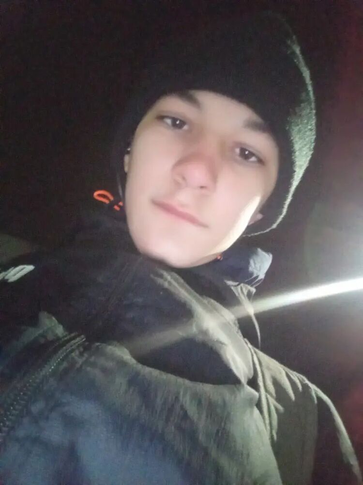  40121468  Dmitry, 22 ,    