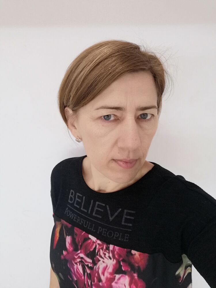  48068808  Kseniya, 54 ,    