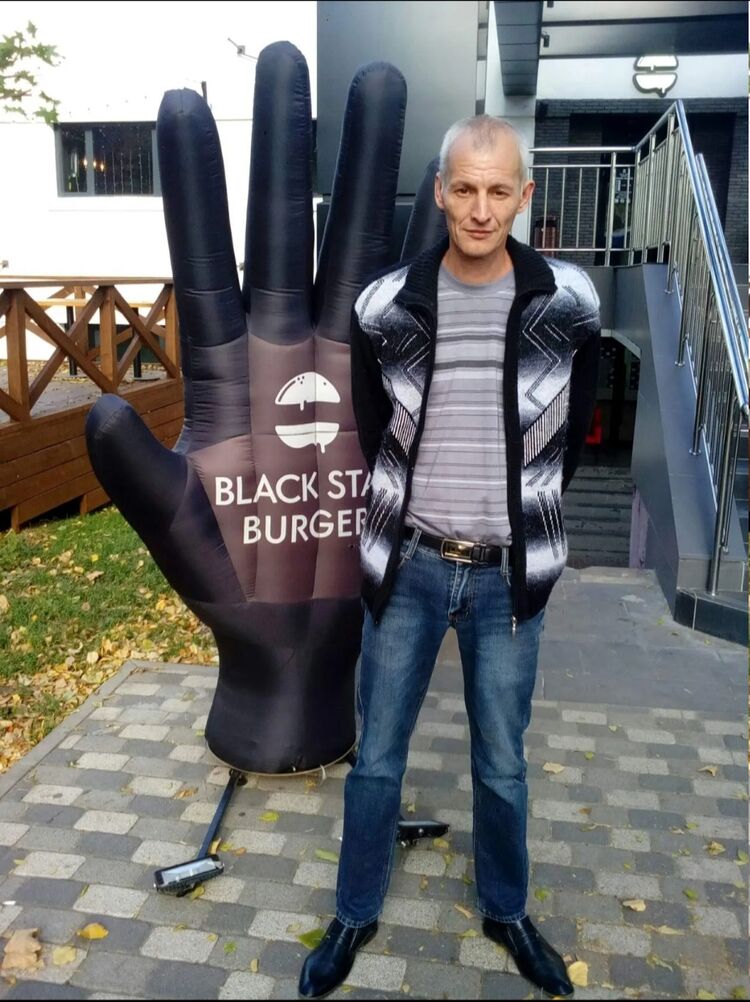  53330668  , 52 ,    --