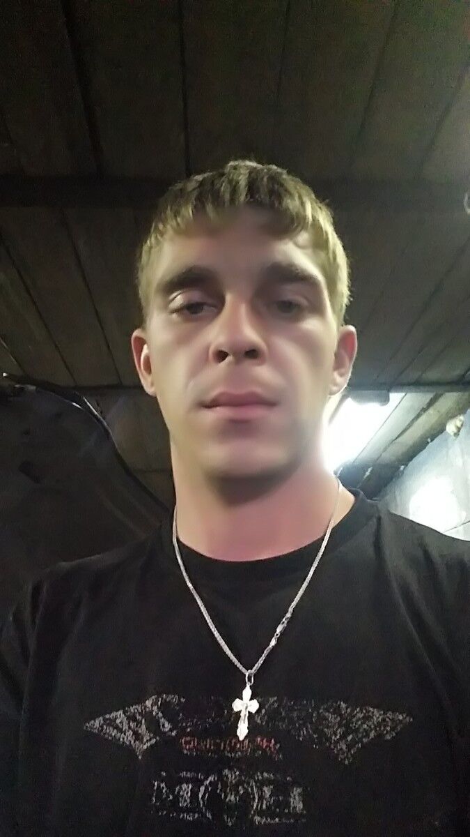  7988348  Aleksandr, 37 ,    