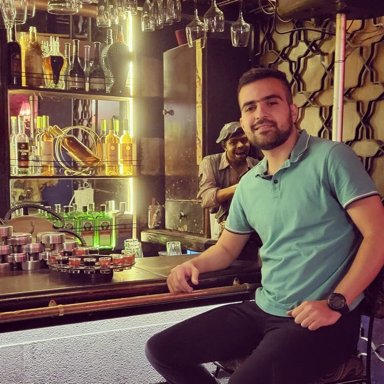 31448298  Ali, 25 ,    Beirut