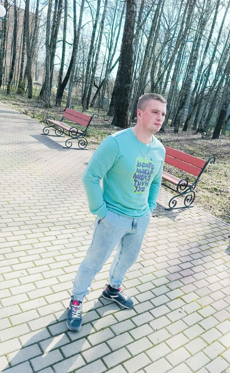  46025588  , 31 ,    