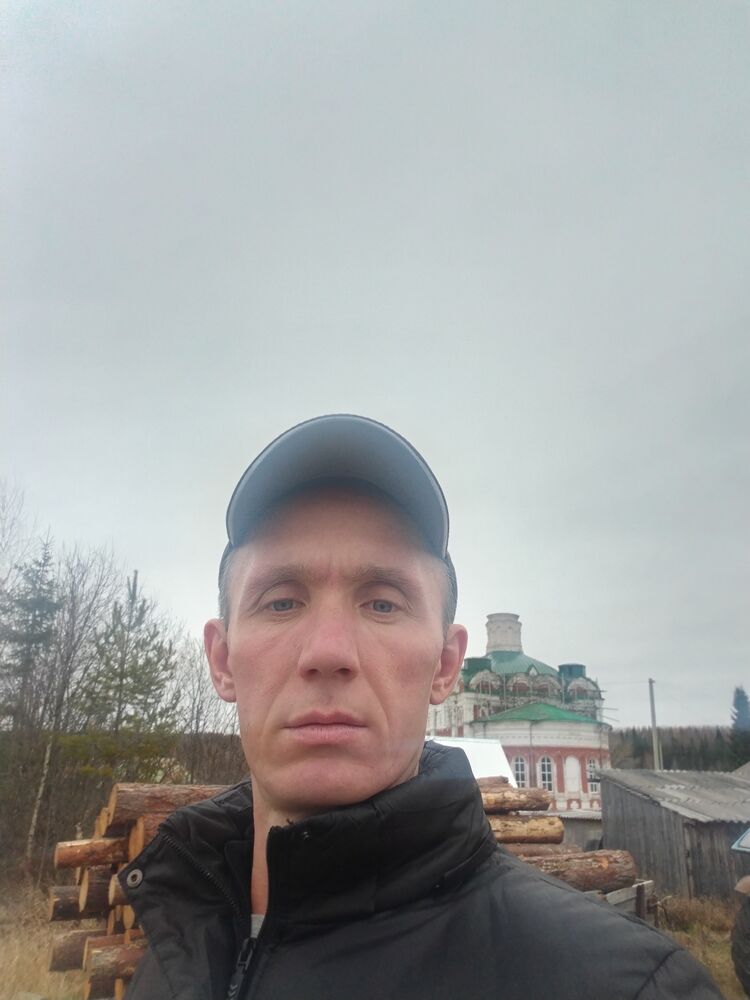  46987278  , 41 ,    